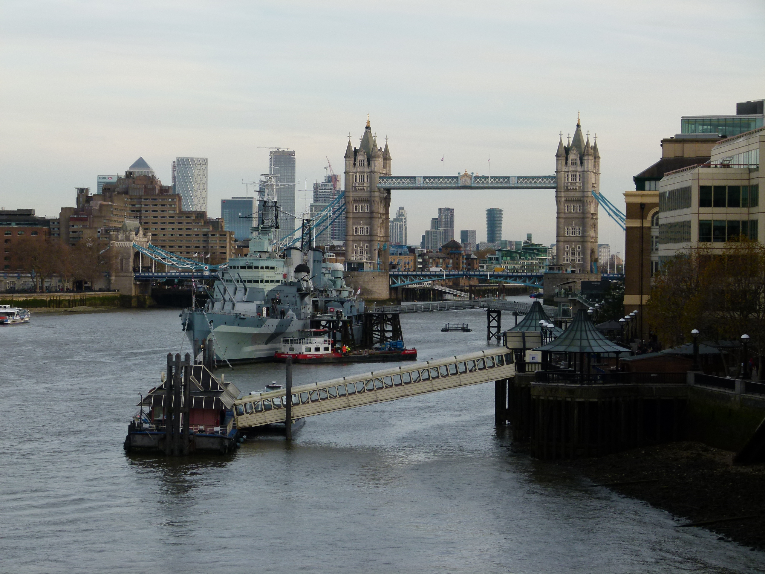 London Calling: Fan Gathering